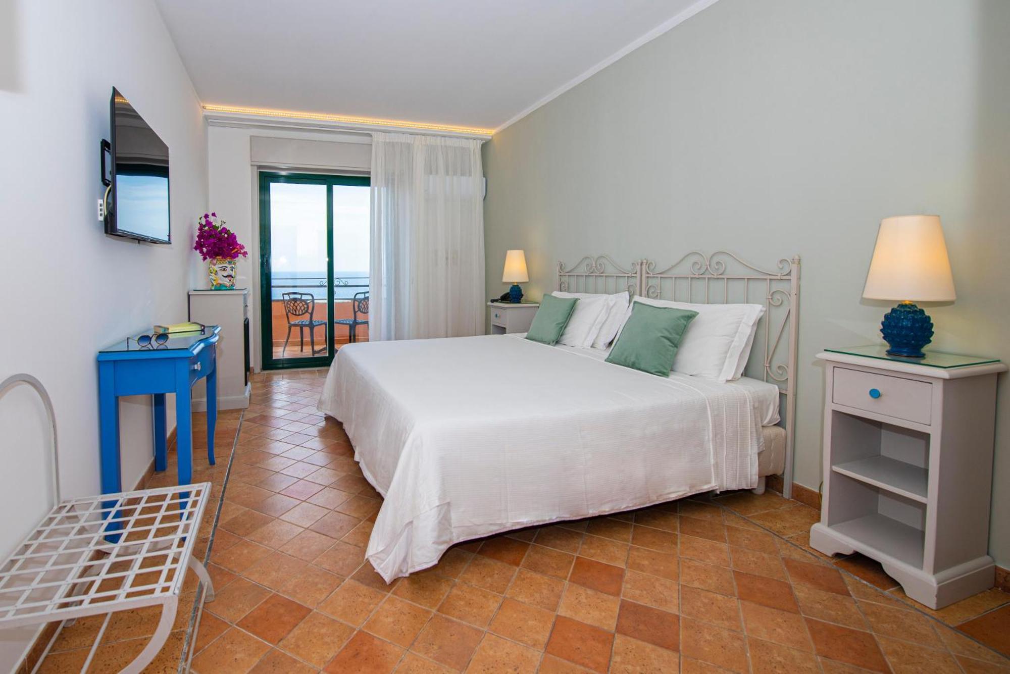 Baia Taormina - Cdshotels Forza dʼAgro Esterno foto