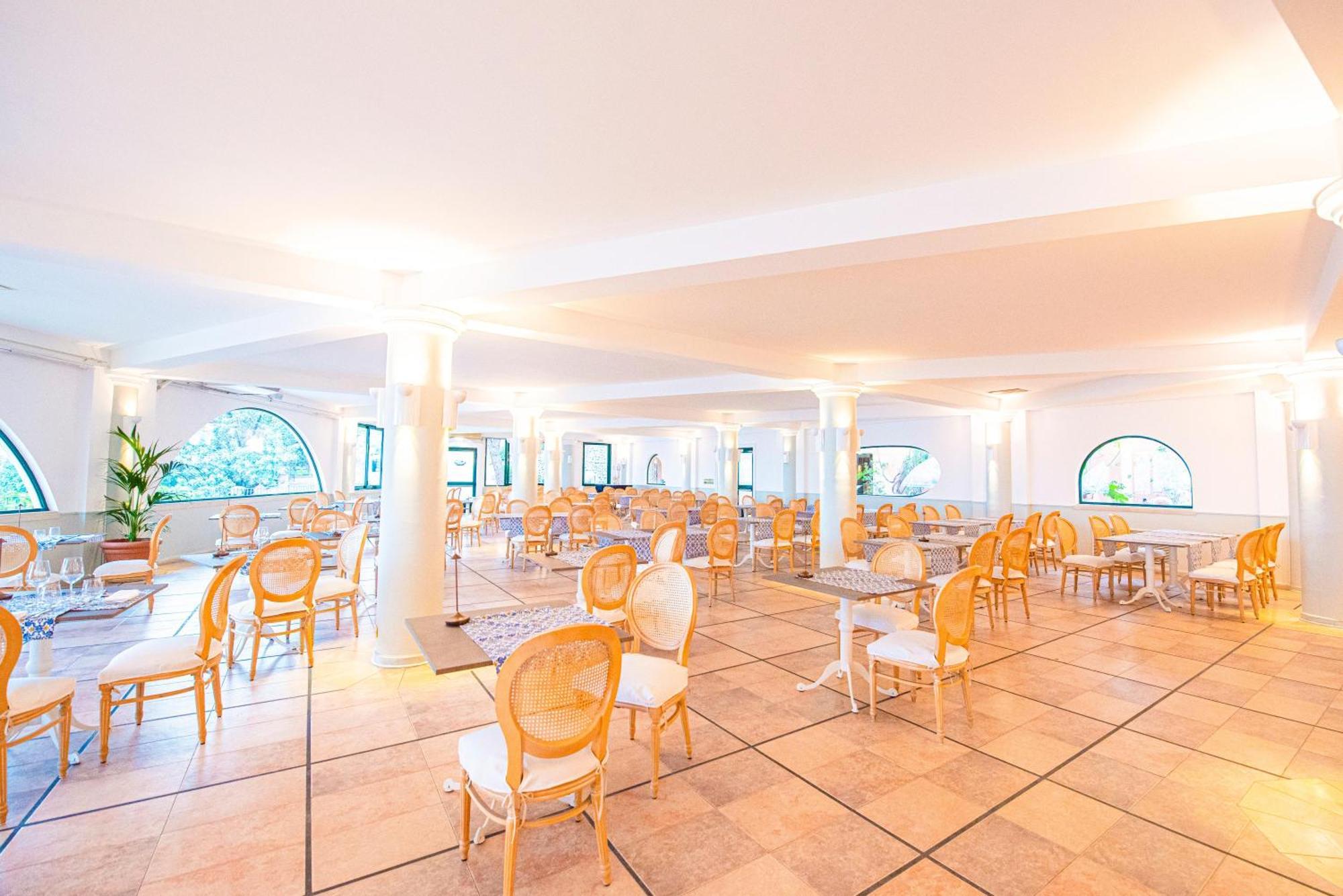 Baia Taormina - Cdshotels Forza dʼAgro Esterno foto