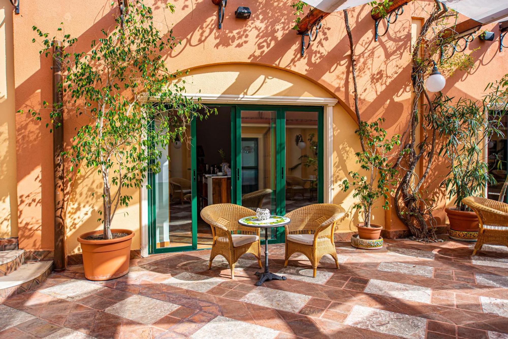 Baia Taormina - Cdshotels Forza dʼAgro Esterno foto