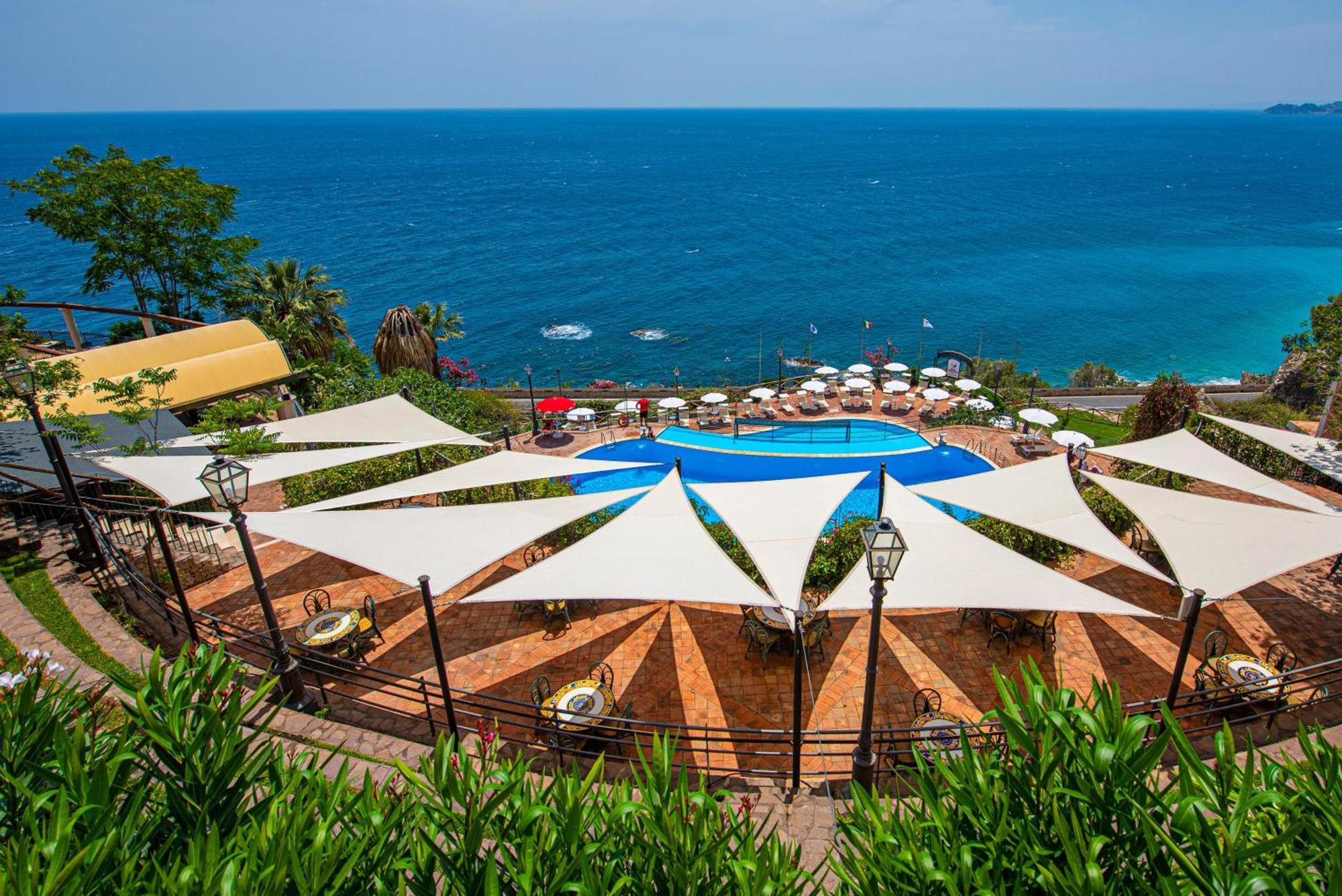 Baia Taormina - Cdshotels Forza dʼAgro Esterno foto